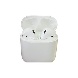 Apple AirPods & Blue Case 1st Gen. A1523 preowned great condition White.